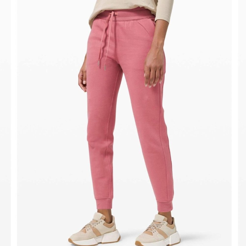 LIKE NEW - Lululemon Scuba High-Rise Jogger